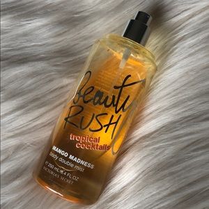 Victoria’s Secret Rare Beauty Rush Mango Madness Spray
